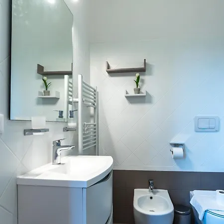 Sarà Perché Ti Amo Appartement *